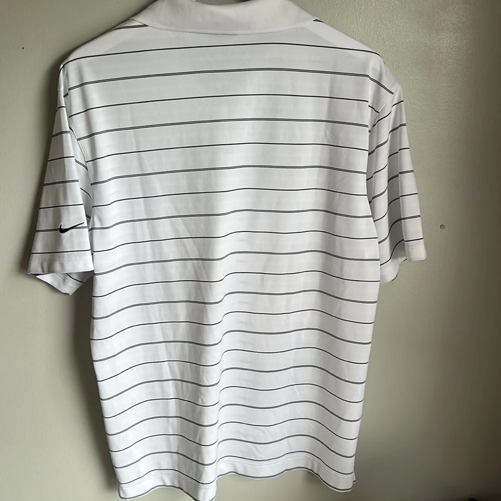 Nike golf shirt Size M